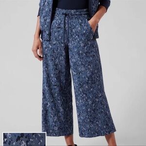 Athleta Avenue Wide-Leg Crop Pants
